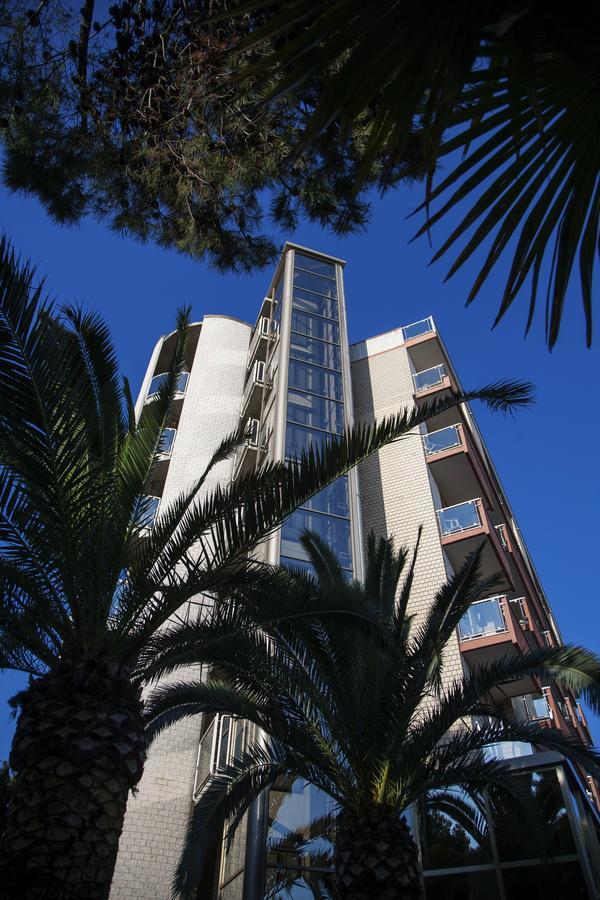 Hotel Doge Alba Adriatica Exterior photo