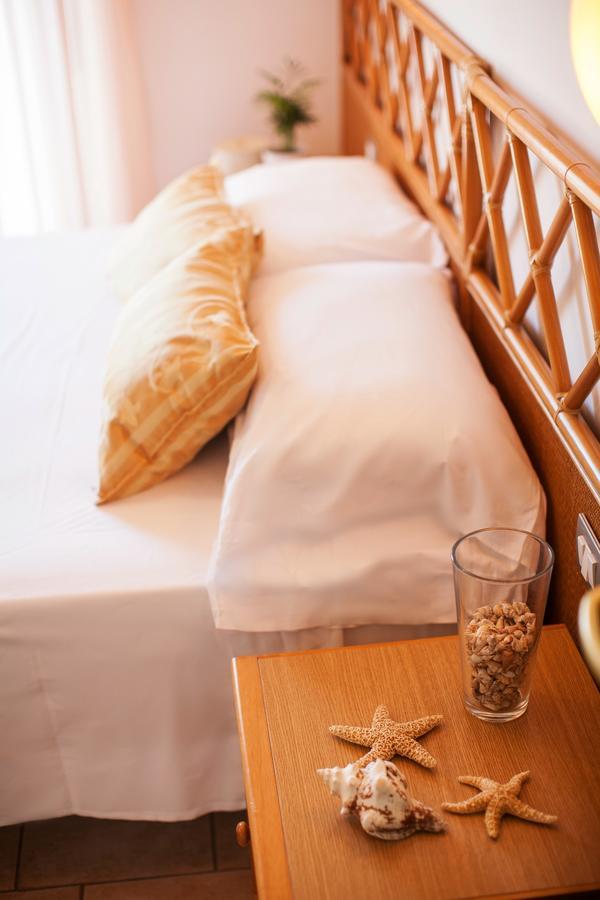 Hotel Doge Alba Adriatica Exterior photo